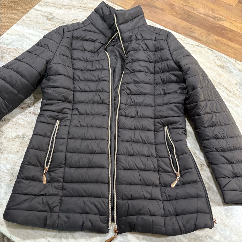 White Mark-Women's Black Quilted Jacket